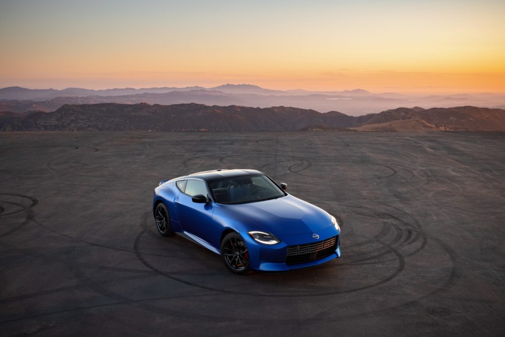 Nissan Z с механической коробкой передач источник Nissan Media Press Nissan Z